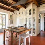 Renaissance: In Maremma, Vicina Al Mare