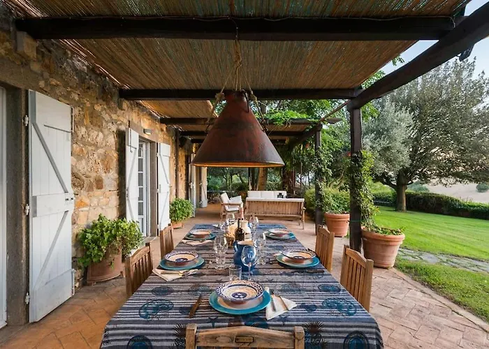Renaissance: In Maremma, Vicina Al Mare *